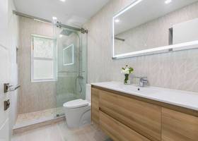 SOLD-1381 Clydesdale Ave