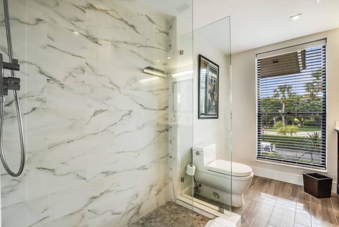 11818 Pebblewood Drive  D201 (1bedroom)