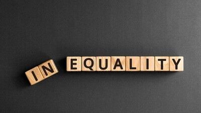 How Microaggressions Toward Black Journalists Continue to Hold Everyone Back | Black Writers Week