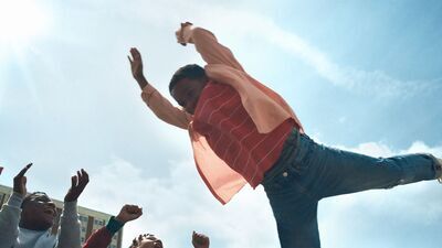 CIFF 2023 Interview: Minhal Baig on Chicago Drama We Grown Now | Festivals & Awards CIFF 2023 Interview: Minhal Baig on Chicago Drama We Grown Now | Festivals & Awards