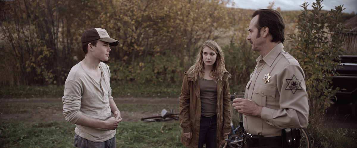 Mean Dreams movie review & film summary (2017) Roger Ebert