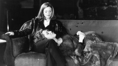 Vanya On 42nd Street movie review (1994) - Vimarsana News