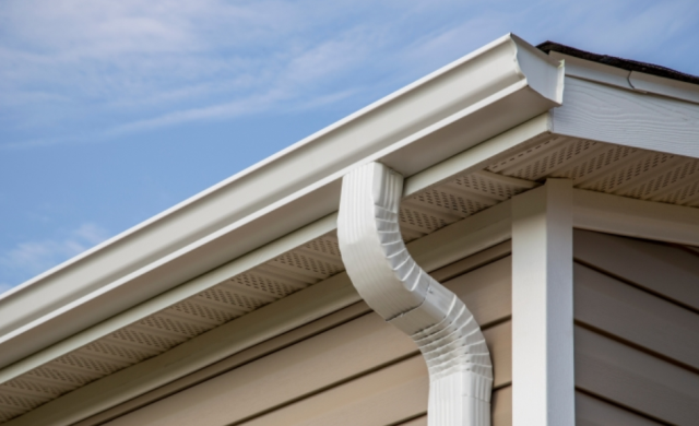 Evesham, NJ - Re-pitched all gutters properly, bent out j-channel for water to drain properly Evesham, NJ - Re-pitched all gutters properly, bent out j-channel for water to drain properly