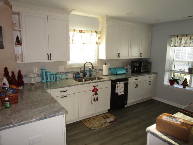 Mount Laurel Township, NJ - Beautiful new kitchen - new flooring/new counters/new cabinets/new sink/ new faucet/new appliances. Mount Laurel Township, NJ - Beautiful new kitchen - new flooring/new counters/new cabinets/new sink/ new faucet/new appliances.