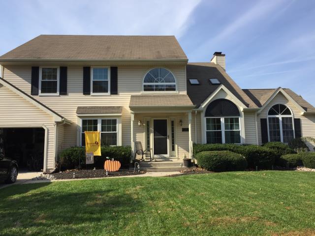 Marlton, NJ - What does this already-beautiful home need ? A new front door ! Mahogany Therma-Tru and side lites with oil rubbed bronze hardware ! Marlton, NJ - What does this already-beautiful home need ? A new front door ! Mahogany Therma-Tru and side lites with oil rubbed bronze hardware !