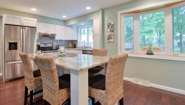 Cherry Hill, NJ - Cherry Hill Kitchen all completed and gorgeous. Great work by the Nuss carpenters ! Cherry Hill, NJ - Cherry Hill Kitchen all completed and gorgeous. Great work by the Nuss carpenters !
