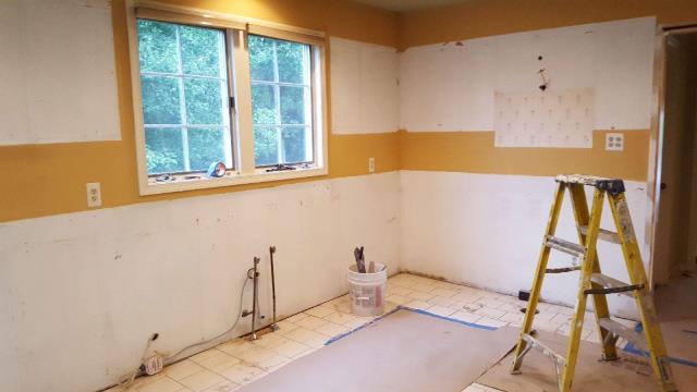 Westampton, NJ - In our Westampton kitchen project, out with the old cabinets to make way for the new ! Check back for more updates ! Westampton, NJ - In our Westampton kitchen project, out with the old cabinets to make way for the new ! Check back for more updates !