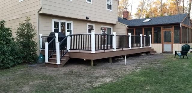 Medford, NJ - Timber Tech decking and rail kits.
(2 of 3) Medford, NJ - Timber Tech decking and rail kits.
(2 of 3)