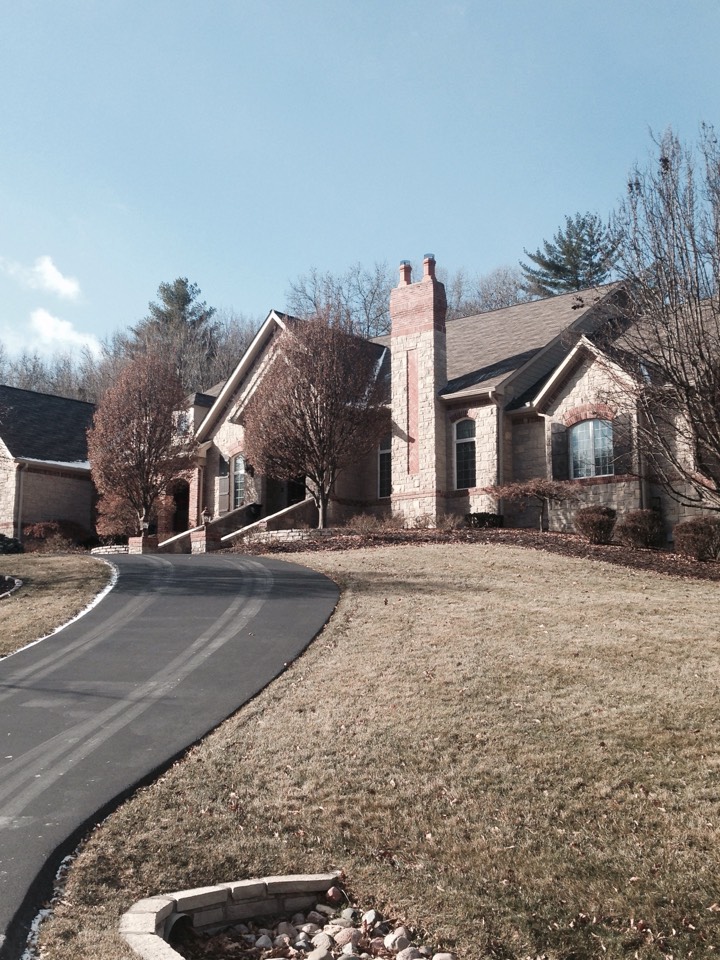 Wildwood, MO - GAF Woodland Designer Series Lifetime Roofing system in the Cedarwood Abby color. Wildwood, MO - GAF Woodland Designer Series Lifetime Roofing system in the Cedarwood Abby color.