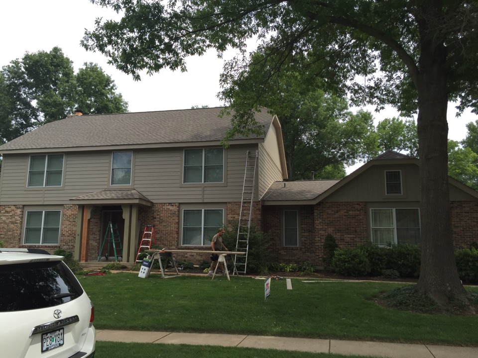 Chesterfield, MO - New GAF roof followed up with new LP Smartside siding. On Oak Orchard Ct. In Chesterfield. Chesterfield, MO - New GAF roof followed up with new LP Smartside siding. On Oak Orchard Ct. In Chesterfield.