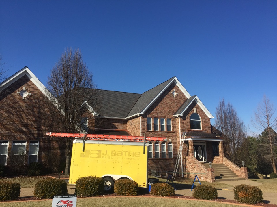 Weldon Spring, MO - Just recently finished a designer roof on Hillencamp Dr. In weldon Springs. This was a Rams players house. Weldon Spring, MO - Just recently finished a designer roof on Hillencamp Dr. In weldon Springs. This was a Rams players house.