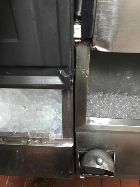 Approved refrigeration work scheduled at a restaurant in Lakewood, CA. A Hoshizaki ice machine was in need of new water filters and a descaling. Our tech completed all repairs, cycling system multiple times and confirm unit was both clean and creating ice as expected. 