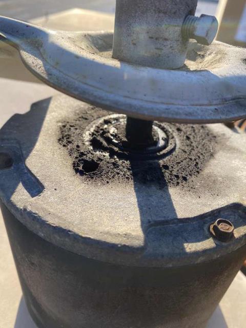 Los Angeles, CA - An office building in LA required repairs to their air conditioning system today. One York unit required a new dual run capacitor, and another unit had a fan motor that had been overheating. Our technician brought all necessary parts, removed the failed components and replaced them. Powering the units back on, our technician tested both systems and confirmed unit all systems are operational again. Los Angeles, CA - An office building in LA required repairs to their air conditioning system today. One York unit required a new dual run capacitor, and another unit had a fan motor that had been overheating. Our technician brought all necessary parts, removed the failed components and replaced them. Powering the units back on, our technician tested both systems and confirmed unit all systems are operational again.