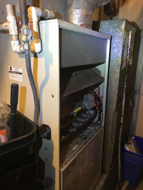 East Los Angeles, CA - A/C Technician responded to call at insurance firm for a heater that is not working. Tech inspected heater and found that the ignition box was not sparking and was causing the unit to not turn on. Tech replaced the ignition box with a brand new one. He reprogrammed the thermostat and ran the unit through its cycles. The unit was restored to proper operation. East Los Angeles, CA - A/C Technician responded to call at insurance firm for a heater that is not working. Tech inspected heater and found that the ignition box was not sparking and was causing the unit to not turn on. Tech replaced the ignition box with a brand new one. He reprogrammed the thermostat and ran the unit through its cycles. The unit was restored to proper operation.