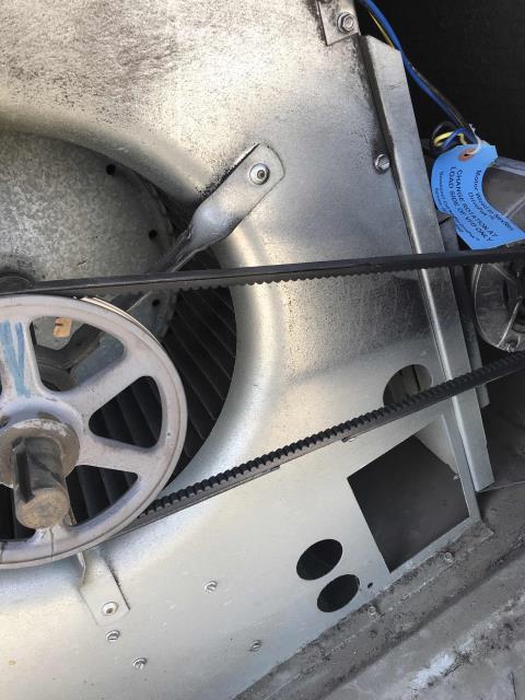 Belt replacements needed at a specialty imports supplier in Westlake Village, CA. Both the Carrier air conditioners had bad belts found on teh recent maintenance. Our technician swapped both belts, tested and confirm no other units in alarm with EMS. 