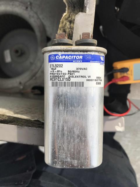 Pasadena, CA - An office in Pasadena, California was scheduled for standard minor A/C maintenance today. All filters were replaced on their commercial air conditioners. Tech inspected all motors, electrical and coils, tested heat and cooling. Found Carrier unit #3 with a defective transformer and weak capacitors. Only unit down, all other systems running. Will quote needed repairs to the customer. Pasadena, CA - An office in Pasadena, California was scheduled for standard minor A/C maintenance today. All filters were replaced on their commercial air conditioners. Tech inspected all motors, electrical and coils, tested heat and cooling. Found Carrier unit #3 with a defective transformer and weak capacitors. Only unit down, all other systems running. Will quote needed repairs to the customer.