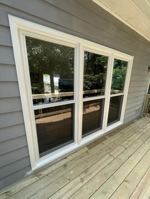 
We replaced the windows and gutters on a house in Woodstock, Ga.