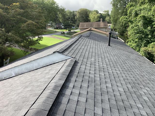 
We replaced the roof and gutters on a house in Smyrna, Ga.