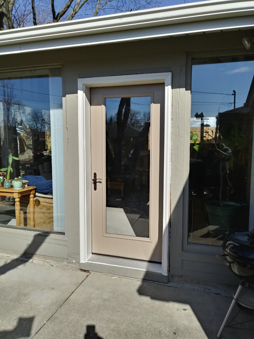 Menomonee Falls, WI Replacement Windows, Roofing, Siding, Entry Door