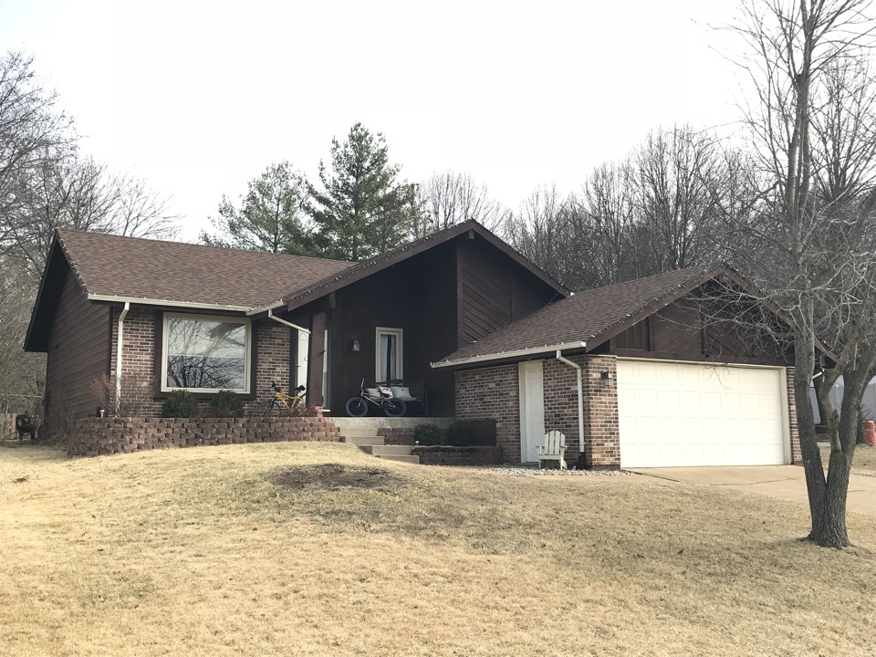 St. Peters, MO - Tore off two layers of existing shingles and installed CertainTeed Landmark architectural shingles. St. Peters, MO - Tore off two layers of existing shingles and installed CertainTeed Landmark architectural shingles.