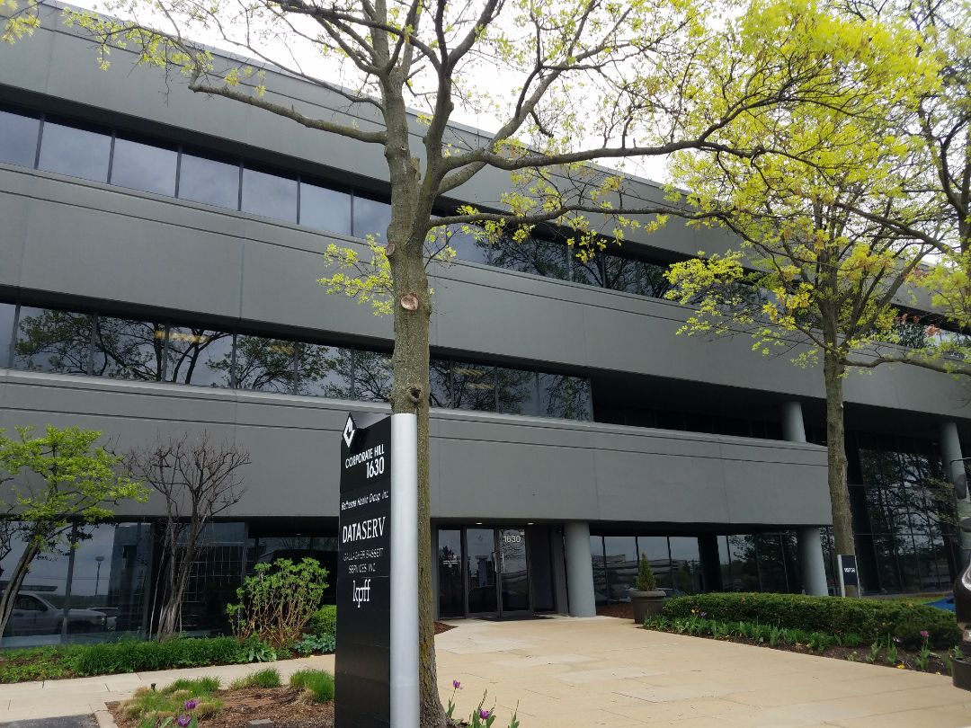 St. Louis, MO - Just presented a roof assessment report on a Condominium Complex to the Property Manager at Smith Management. St. Louis, MO - Just presented a roof assessment report on a Condominium Complex to the Property Manager at Smith Management.
