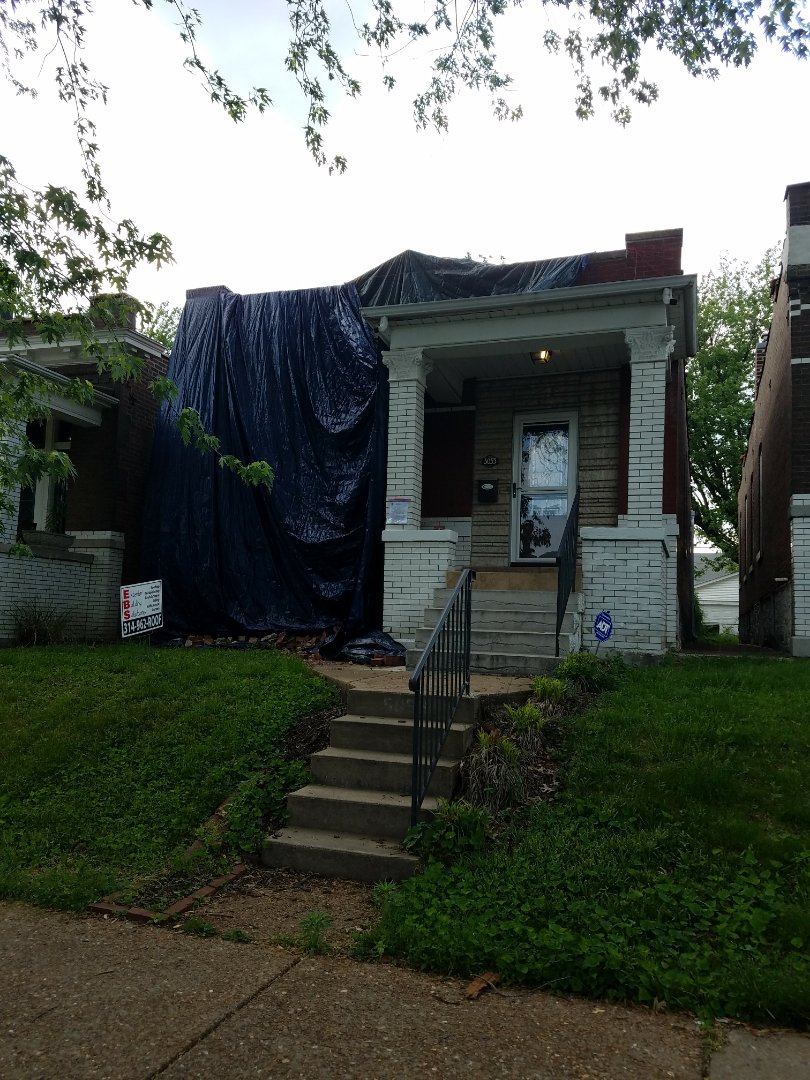 St. Louis, MO - EBS is performing a front brick wall repair. St. Louis, MO - EBS is performing a front brick wall repair.