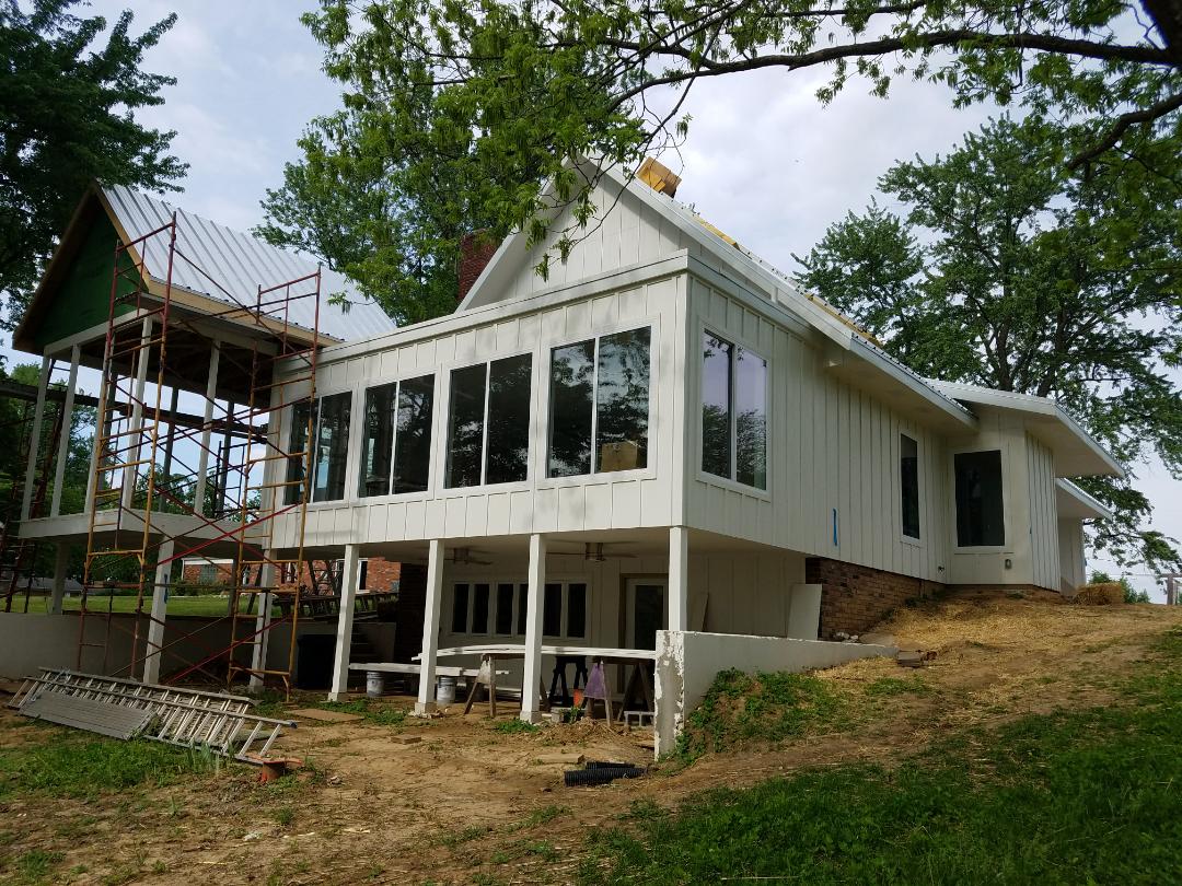 Edwardsville, IL - EBS installed A Gray colored Weatherbond TPO membrane roof on the rear dining Tom of this Lake Home. Edwardsville, IL - EBS installed A Gray colored Weatherbond TPO membrane roof on the rear dining Tom of this Lake Home.