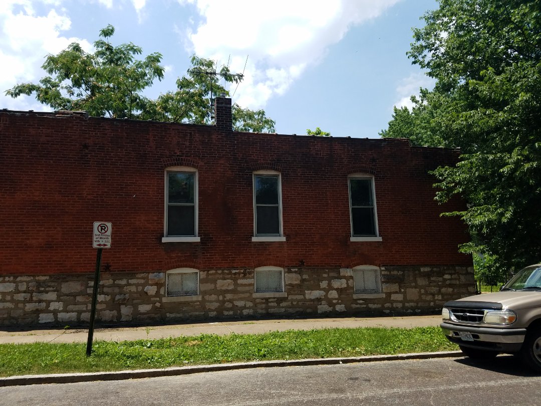 St. Louis, MO - Working on a repair estimate for a leaking flat roof. This is a home rehab project. St. Louis, MO - Working on a repair estimate for a leaking flat roof. This is a home rehab project.