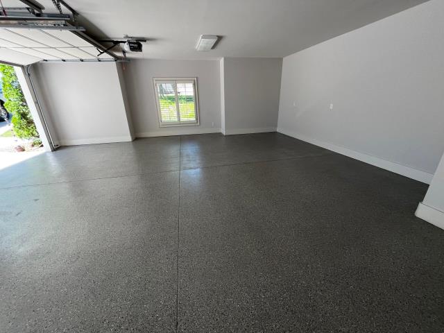 Auburn, AL - Checkered Flag Single Broadcast Epoxy Flake Flooring Color (Shale)