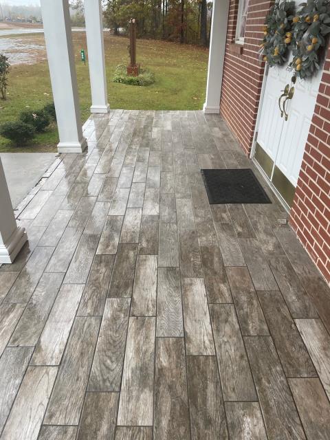 Resist Epoxy Overlay - RESIST is a 100% active, low modulus, two-component epoxy overlay system that when combined with RESIST approved kiln dried and properly sourced wear surface aggregates, produces a resilliant overlay with benefits not typically found in traditional cement-based overlays.
Before & After Pictures Color:Armorstone