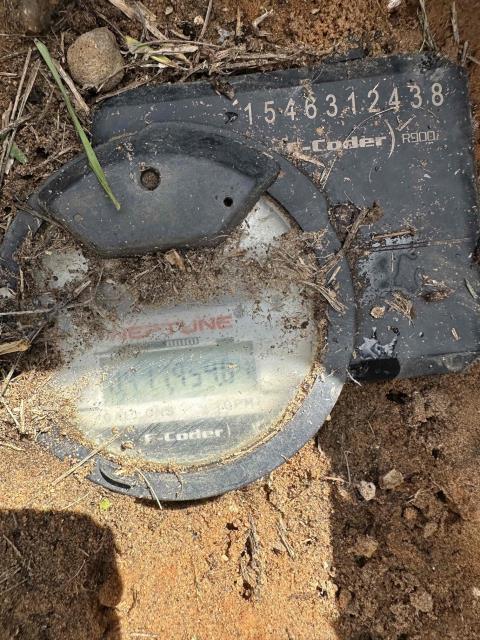 I show in the video that I took that there’s a bathroom above the kitchen, but the
meter is not moving and there was no drain lines on, and I happen to notice the air handler is upstairs next to the bathroom in the
condensate drain line was completely full. Leak is from ac unit.
 I show in the video that I took that there’s a bathroom above the kitchen, but the
meter is not moving and there was no drain lines on, and I happen to notice the air handler is upstairs next to the bathroom in the
condensate drain line was completely full. Leak is from ac unit.