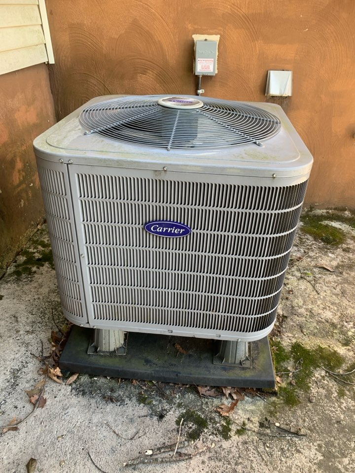 Carrier comfortmaker heat pump AC air conditioning & heating system repair Brandywine Maryland 20613