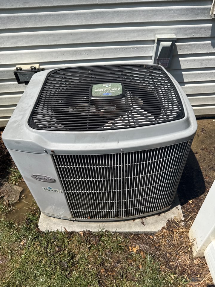 Carrier Weathermaker air conditioner heating & AC air conditioning system repair service call Gambrills Maryland 21054