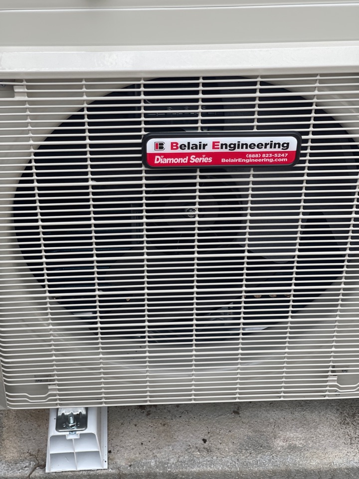 Mitsubishi Mr. Slim ductless mini split heat pump air conditioner heating & AC air conditioning system installation Hyattsville Maryland 20783