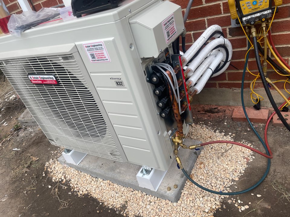 Goodman Airtemp heat pump furnace heating & AC air conditioning system replacement installation Hyattsville Maryland 20783