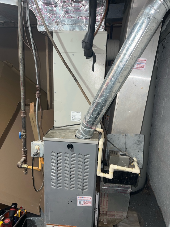 Gibson Ducane gas furnace heating & AC air conditioning system repair service call Oxon Hill Maryland 20745
