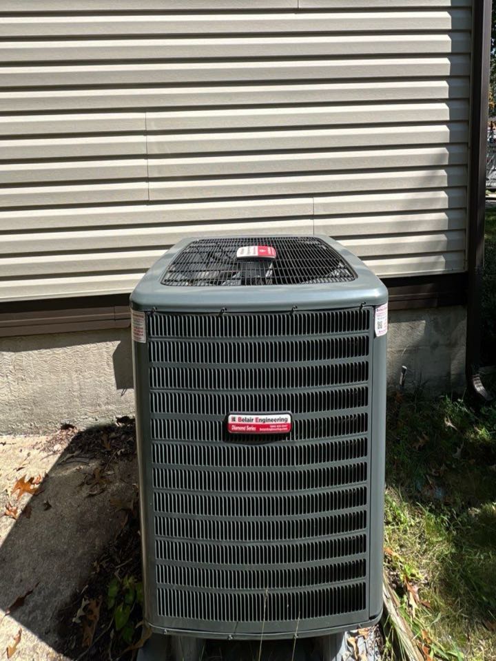 Good man air handler and outdoor heatpump service and repair in Severna Park Maryland 