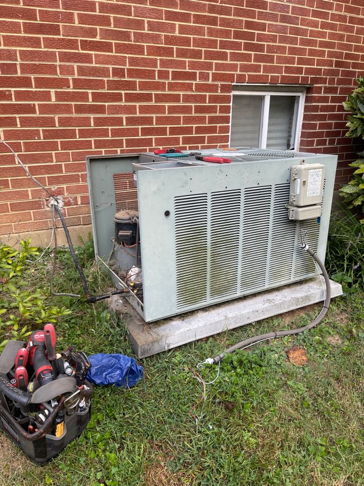 Trane Airtemp heat pump furnace heating & AC air conditioning system replacement installation Beltsville Maryland 20705