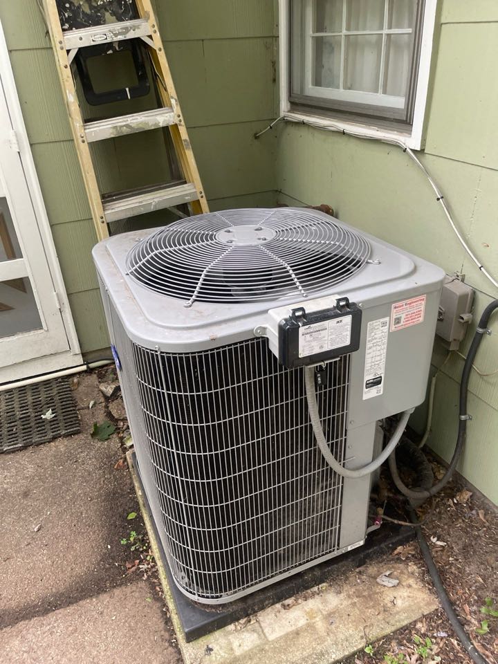 Kenmore Whirlpool gas furnace heating & AC air conditioning system replacement installation Owings Maryland 20736