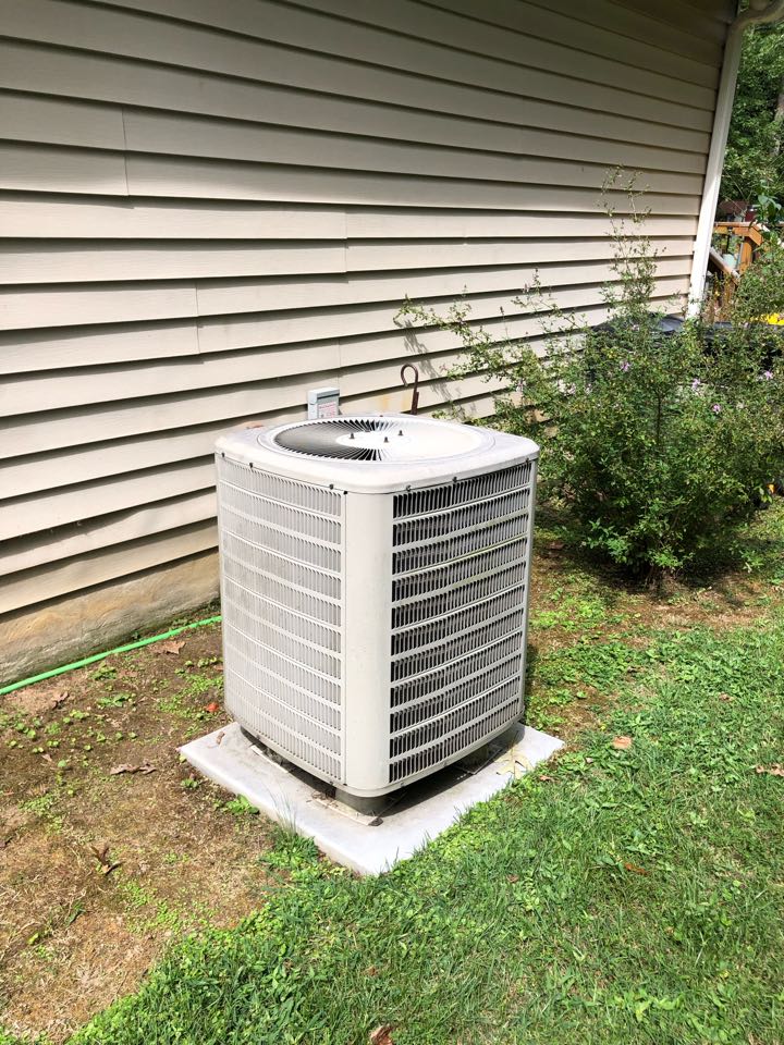 Kenmore Whirlpool heat pump furnace heating & AC system replacement installation Edgewater Maryland 21037