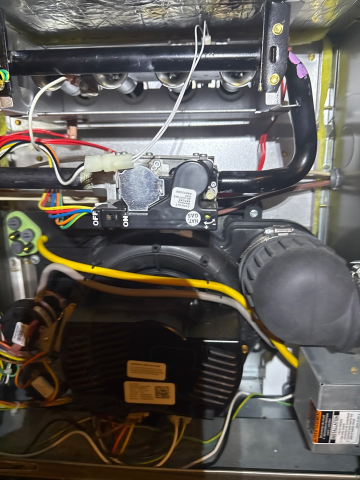Carrier Comfortmaker gas furnace heating & AC system repair service call Gambrills Maryland 21054