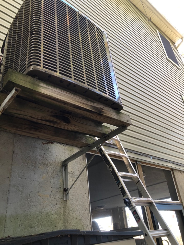 Trane American Standard heat pump furnace heating & AC system replacement installation Shady Side Maryland 20764
