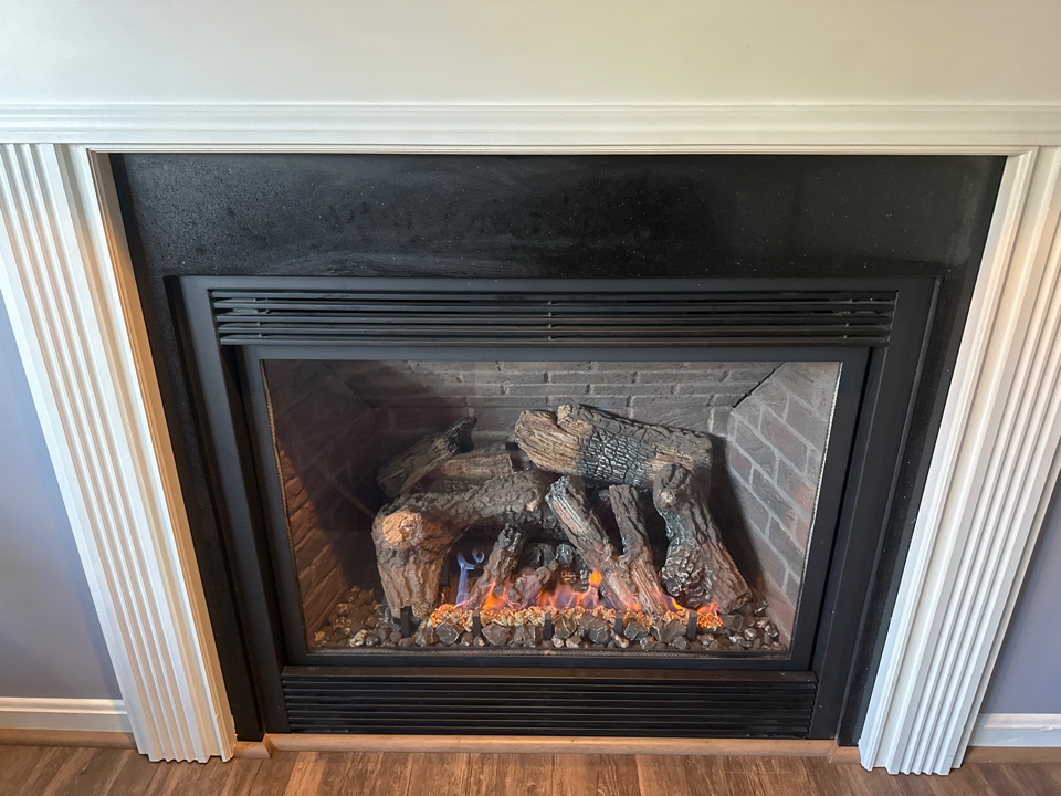 Gas fireplace insert & gas logs installation Cheverly Maryland 20785