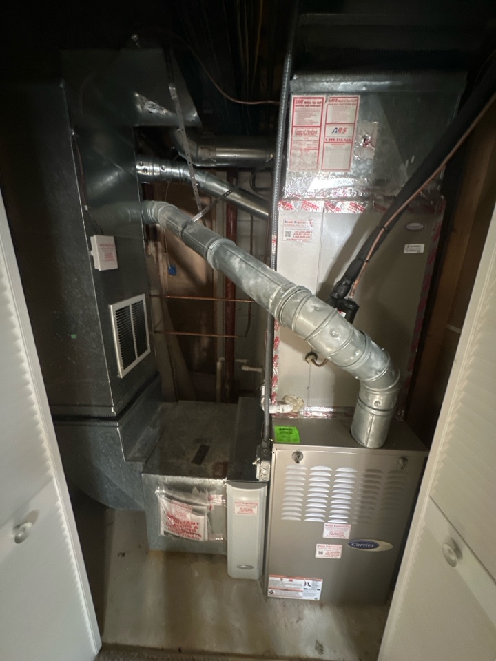 Carrier Performance Boost 80 gas furnace heating & AC system service repair call Accokeek Maryland 20607
