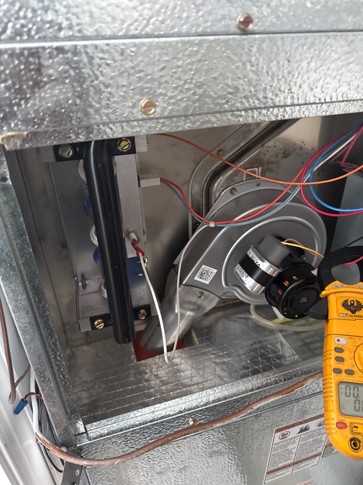 Aquatherm First Co. SpacePak Magic-Pak heat pump heating & AC air conditioning system repair service call Annapolis Maryland 21401
