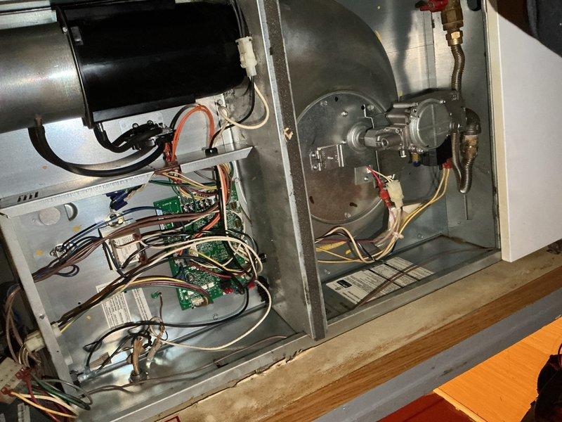 Performed scheduled Air Care Heating and Cooling maintenance service. Inspected furnace interior, examining electrical components, circuit board connections, and gas valve assembly for proper operation. Replaced filter as needed per maintenance protocol.