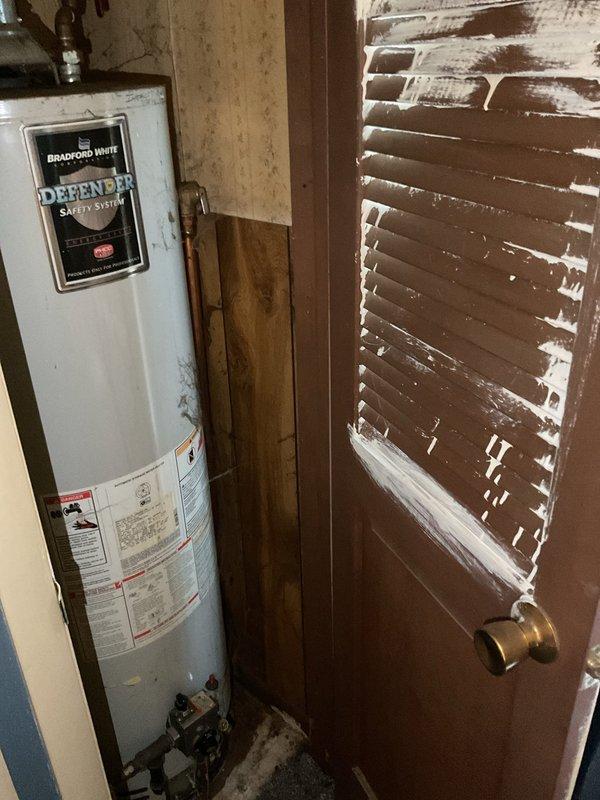 Responded to service call for a Bradford White M140T6FBN 40-gallon natural gas water heater experiencing issues for approximately one month. Upon inspection of the unit, performed diagnostic testing on the Defender Safety System and evaluated all connections. Completed necessary repairs to restore proper functionality and verified safe operation before concluding service.