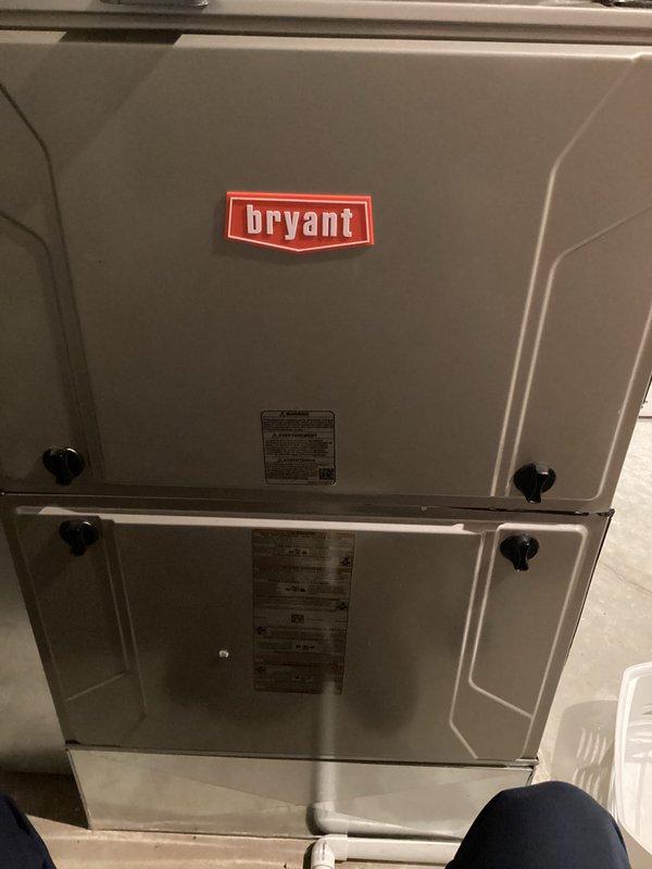 Performed annual furnace maintenance on Bryant heating system per customer membership. Inspected gas burner assembly confirming proper flame pattern and operation. System is functioning correctly with no issues identified; all components, electrical connections, and ventilation were verified to be in good working condition.