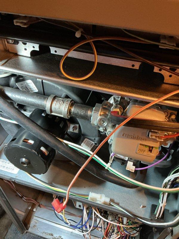 Performed scheduled Air Care Heating and Cooling maintenance service. Inspected furnace components including gas valve assembly, electrical connections, and blower motor. Verified proper operation of the Resideo regulator and all wiring harnesses, with particular attention to the control board connections and OFF switch functionality.