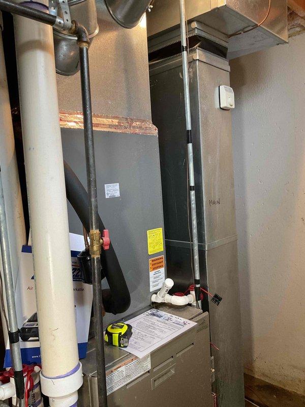 Conducted full system estimate for immediate replacement of 22-year-old Bryant HVAC system. Evaluated existing air handler unit, electrical service panels, and associated mechanical infrastructure including PVC drainage, copper refrigerant lines, and ductwork connections in utility space. Documented current equipment configuration, electrical capacity with approved breaker panel setup, and provided comprehensive replacement recommendations with service credit applied toward future installation.